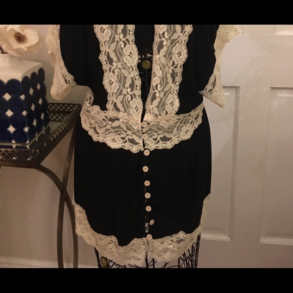 Sexy, flirty blouse